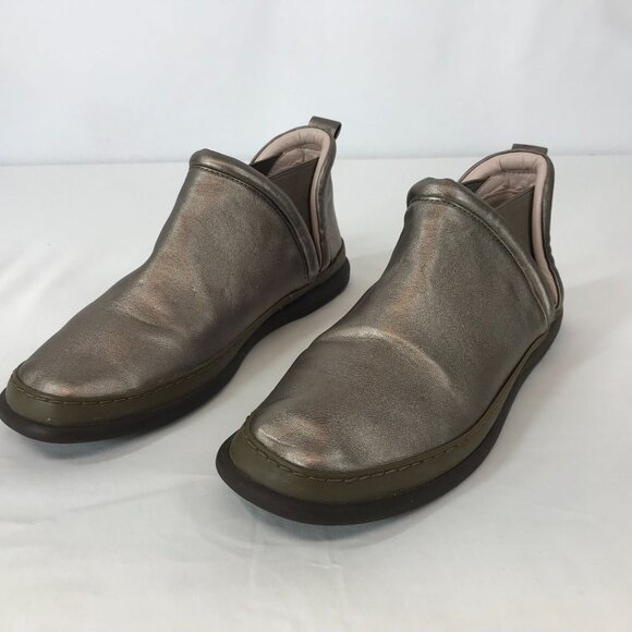 TARYN ROSE ~ WOMENS 7.5 ~ METALLIC GOLD FREDDIE SLIP ON BOOTIE BOOT - Picture 2 of 8